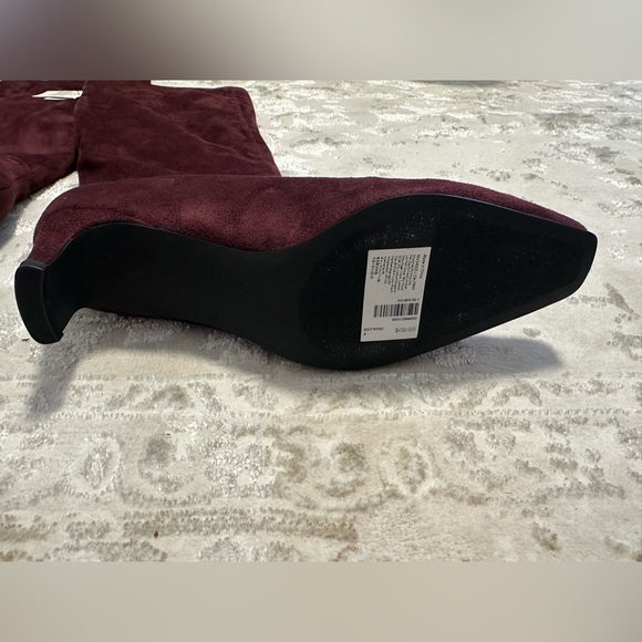 Banana Republic Vegan Boots - Picture 4 of 8